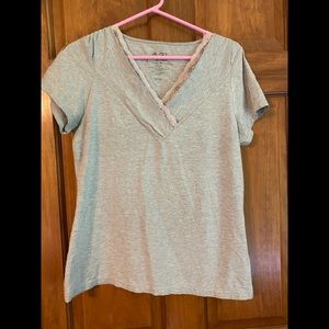 Allison Brittany shirt size Large